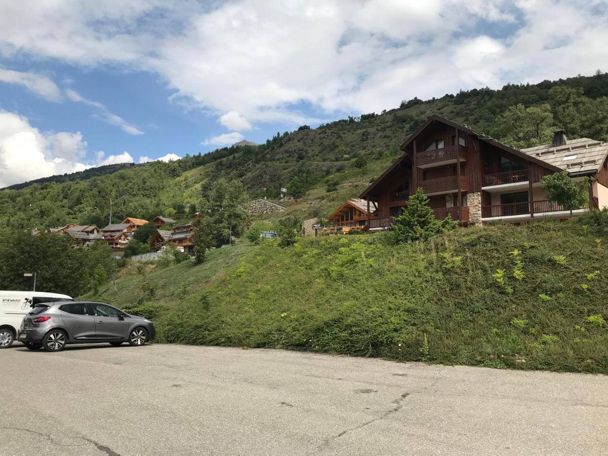 Avec Balcon Vue Sur La Montagne - Serre Chevalier Chantemerle *